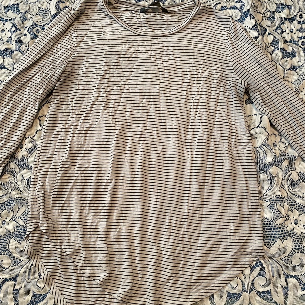 Striped loose fit long sleeve tee